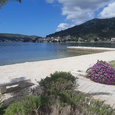 Marina Villa Poljica